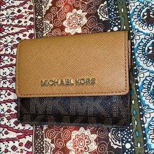 Michael kors wallet